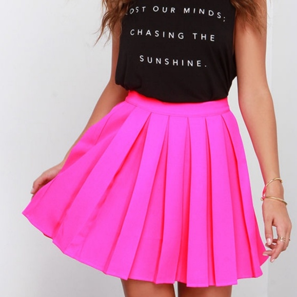 Lulus Dresses & Skirts - 🎉🎉 HP🎉🎉 Beg & Pleat Hot Pink Skater Skirt NWOT